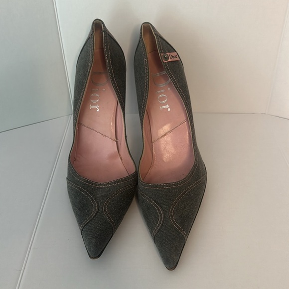 Christian Dior Denim Gray/Blue and Pink Pointy Toe Pumps Size 40, 4” heel - Picture 3 of 12
